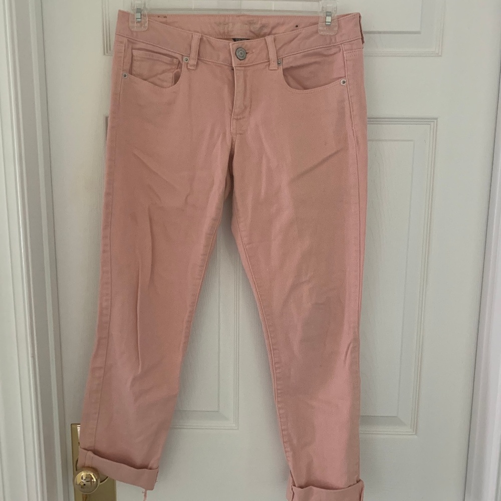 American Eagle boyfriend fit cropped jeans